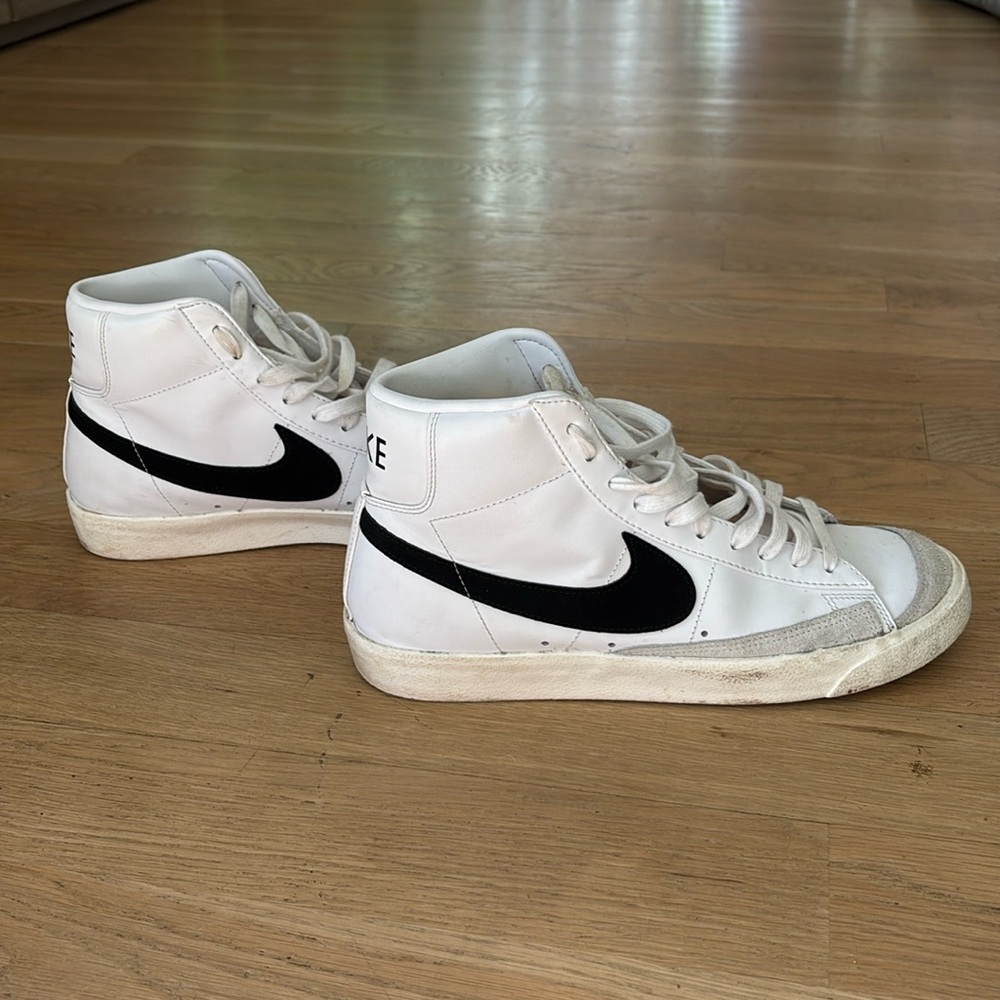 Nike blazer mid 77 shoes